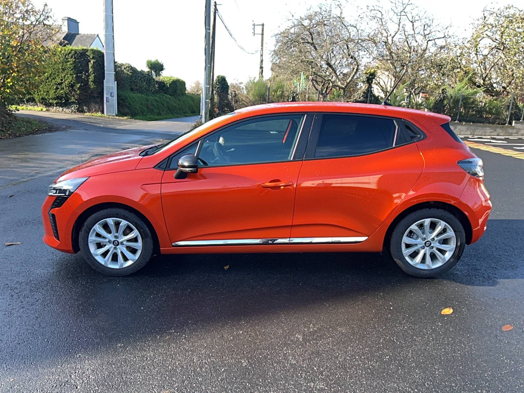 Vente en ligne Renault Clio 5 Clio SCe 65 ch au prix de 14 990 €