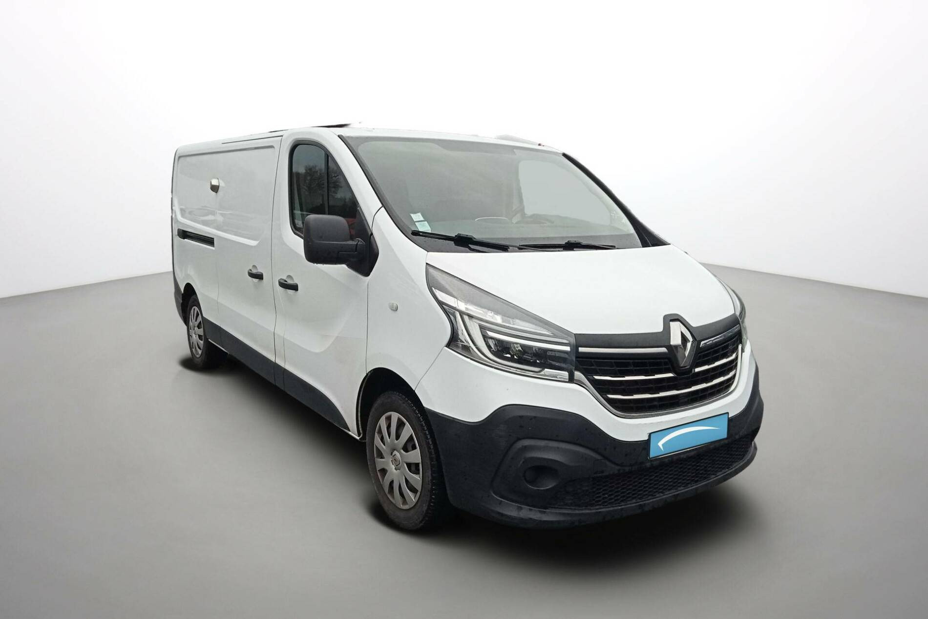 Vente en ligne Renault Trafic 3 Fourgon TRAFIC FGN L2H1 1300 KG DCI 120 au prix de 17 490 €