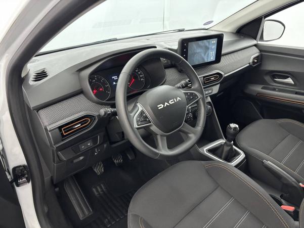 Vente en ligne Dacia Sandero  ECO-G 100 au prix de 15 400 €