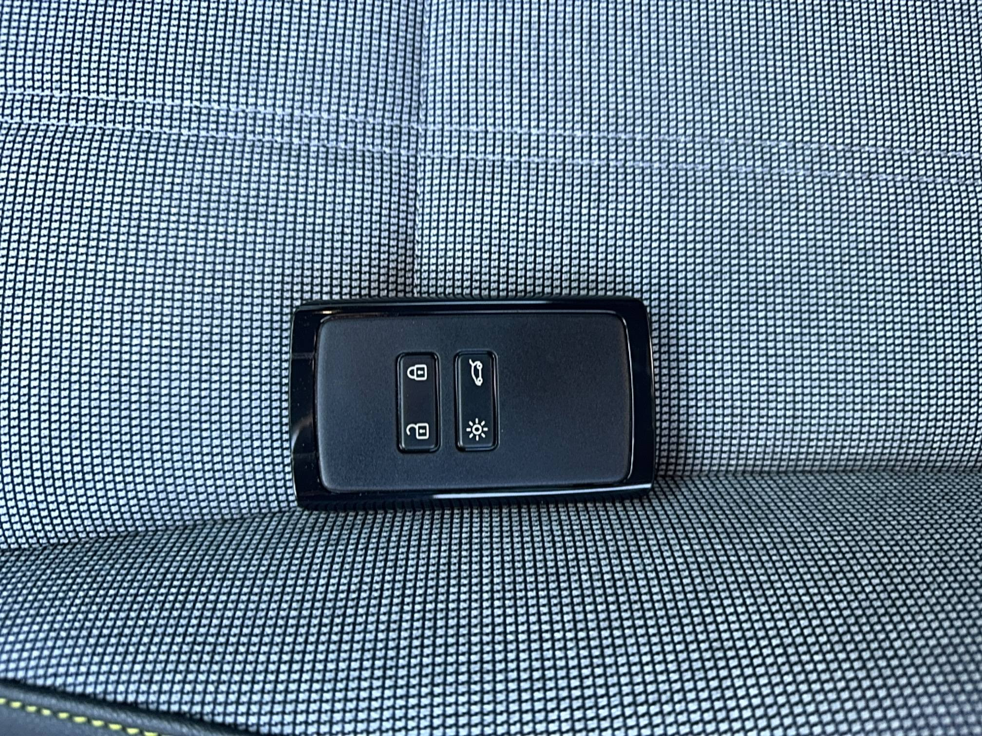 Vente en ligne Renault Megane E-Tech  220 ch autonomie confort GSR2 au prix de 39 750 €