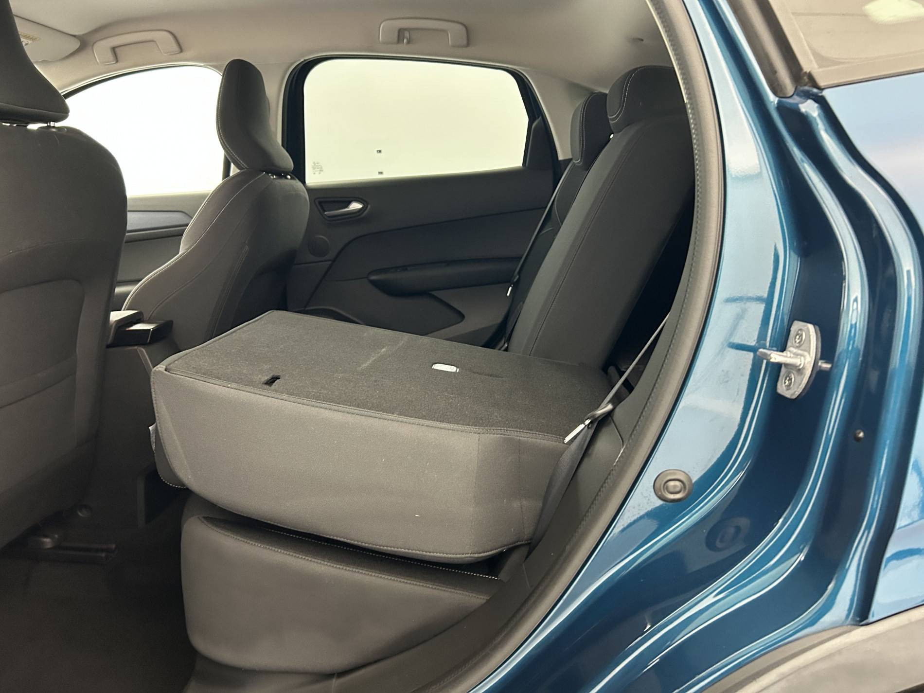 Vente en ligne Renault Arkana  mild hybrid 140 EDC FAP - 22 au prix de 19 840 €