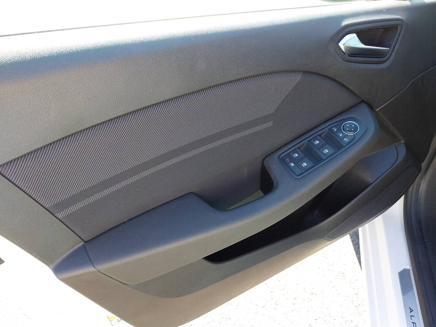 Vente en ligne Renault Clio 5 Clio TCe 90 au prix de 18 990 €