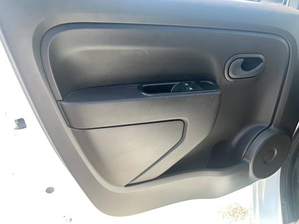 Vente en ligne Renault Twingo Electrique Twingo III E-Tech au prix de 12 990 €