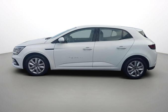 Vente en ligne Renault Megane 4 Mégane IV Berline Blue dCi 115 au prix de 15 990 €