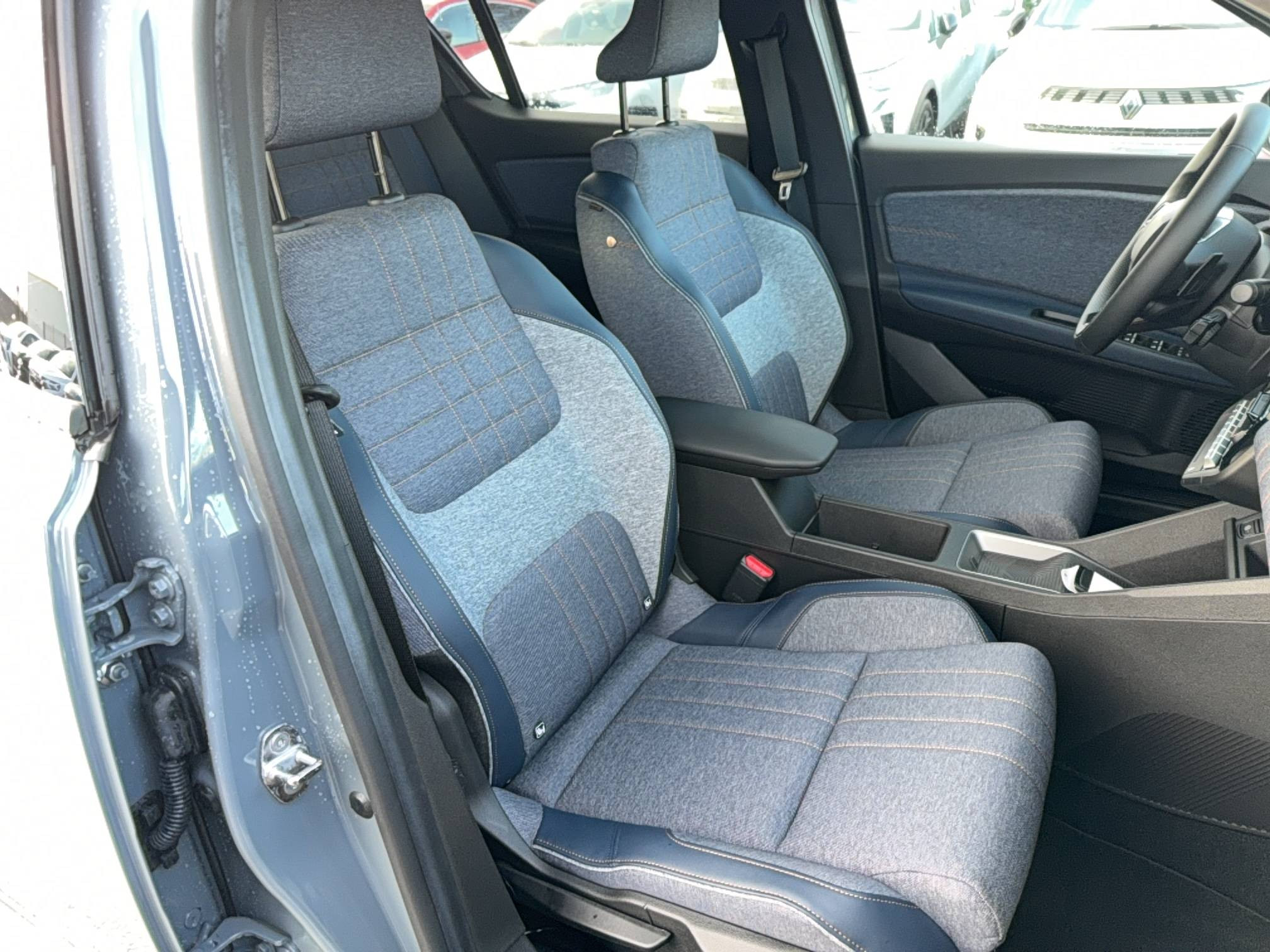 Vente en ligne Renault R4 E-Tech  150 ch autonomie confort au prix de 37 390 €