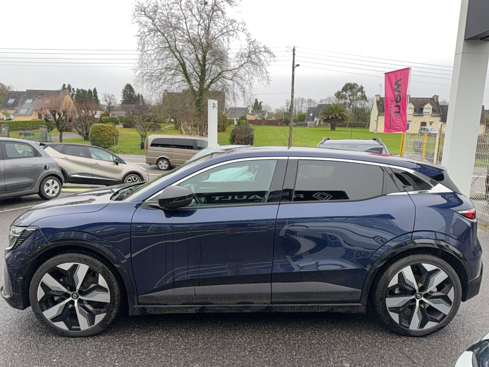 Vente en ligne Renault Megane E-Tech  EV60 220 ch super charge au prix de 24 547 €