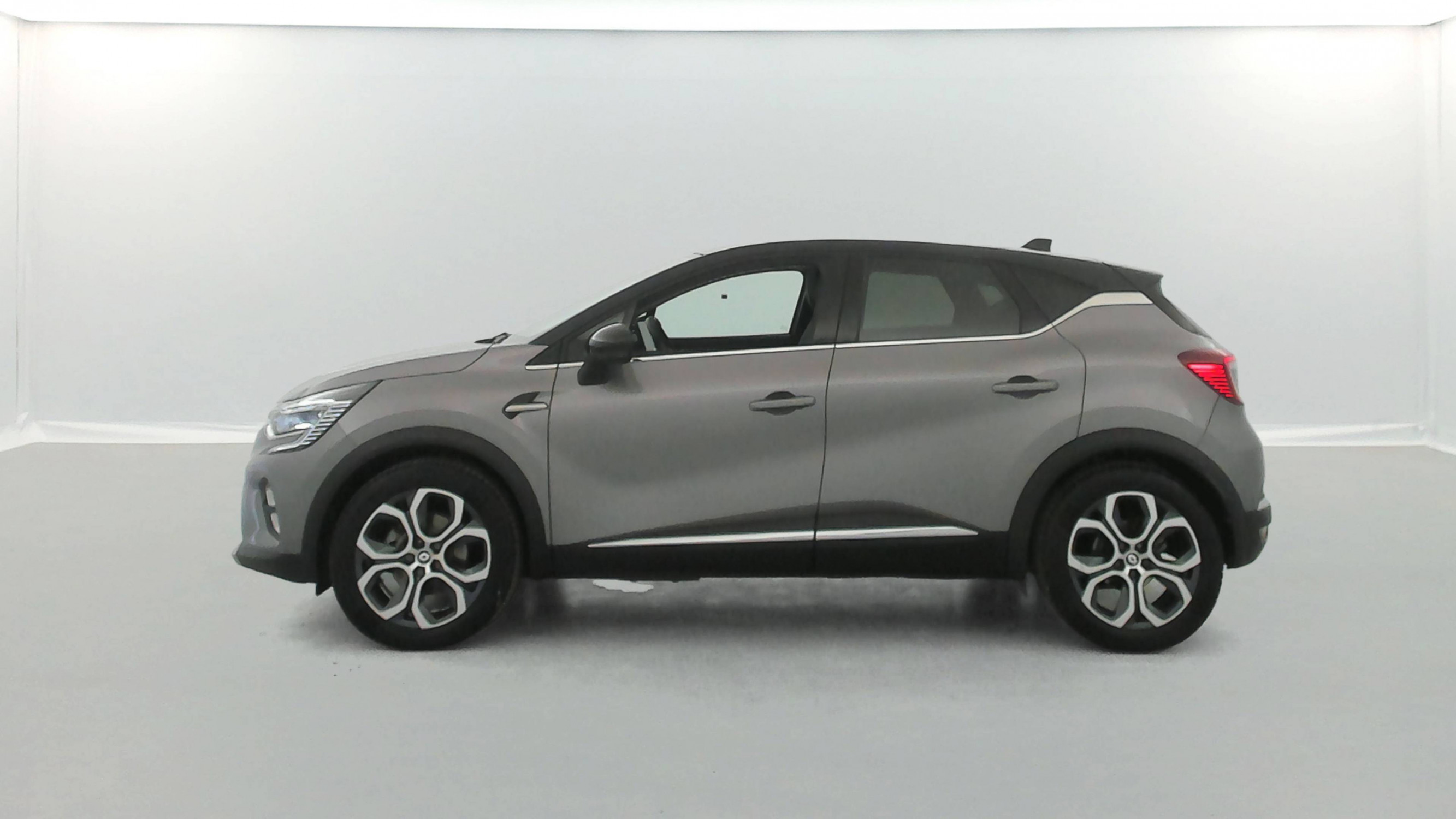Vente en ligne Renault Captur  E-Tech full hybrid 145 au prix de 20 840 €