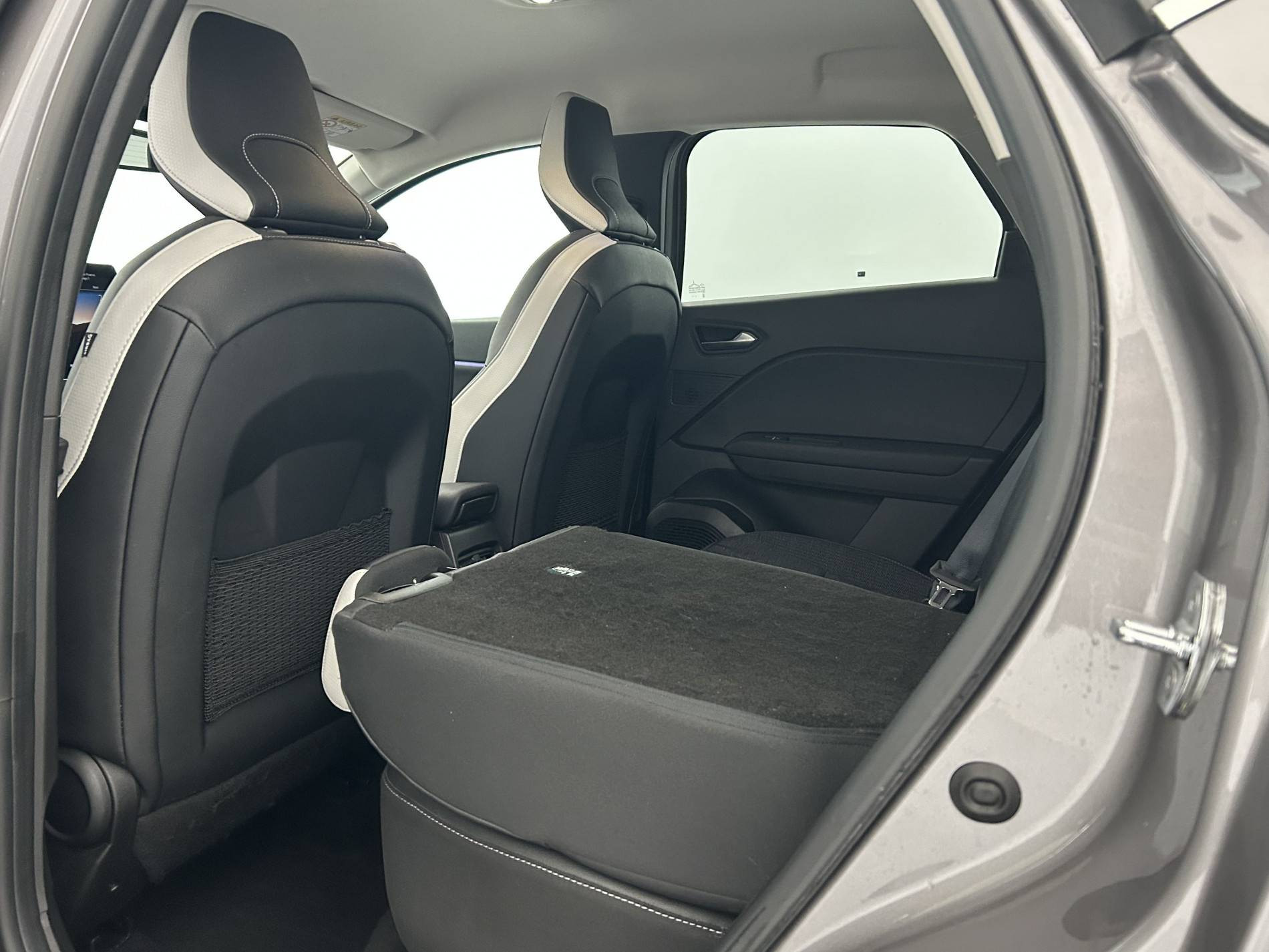 Vente en ligne Renault Captur  E-Tech full hybrid 145 au prix de 20 840 €