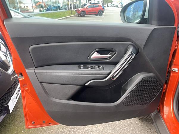 Vente en ligne Dacia Duster  TCe 150 FAP 4x2 EDC au prix de 20 490 €