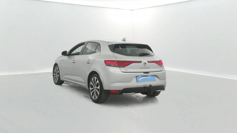 Vente en ligne Renault Megane 4 Mégane IV Berline Blue dCi 115 - 20 au prix de 18 490 €