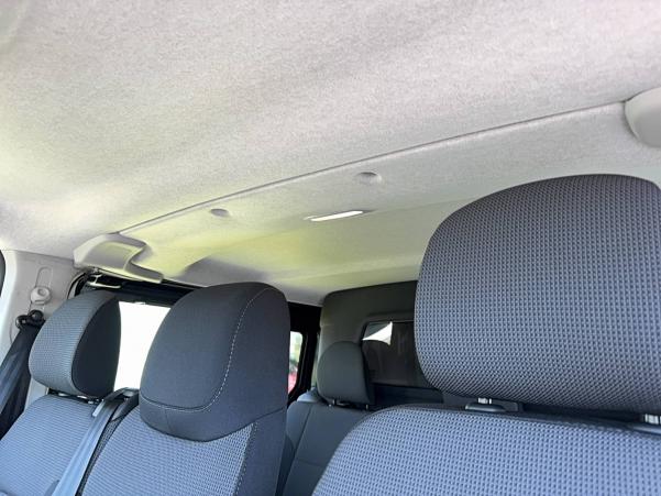Vente en ligne Renault Trafic Cabine Approfondie TRAFIC CA L2H1 3T BLUE DCI 170 AUTO au prix de 42 390 €