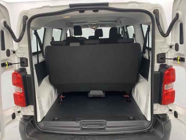 Vente en ligne Citroën Jumpy Combi Jumpy M BlueHDi 120 BVM6 9 places au prix de 22 500 €