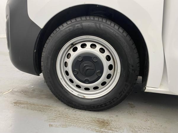 Vente en ligne Citroën Jumpy Combi Jumpy M BlueHDi 120 BVM6 9 places au prix de 22 500 €