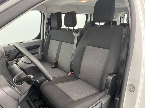 Vente en ligne Citroën Jumpy Combi Jumpy M BlueHDi 120 BVM6 9 places au prix de 22 500 €