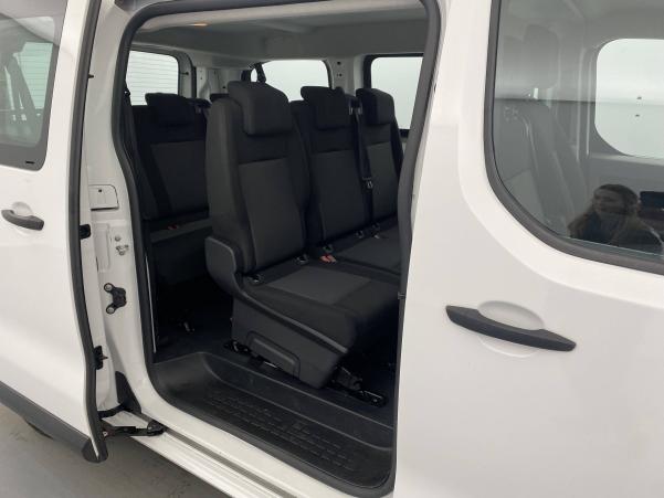 Vente en ligne Citroën Jumpy Combi Jumpy M BlueHDi 120 BVM6 9 places au prix de 22 500 €