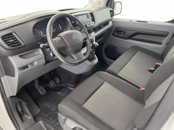 Vente en ligne Citroën Jumpy Combi Jumpy M BlueHDi 120 BVM6 9 places au prix de 22 500 €