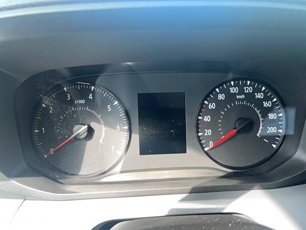 Vente en ligne Renault Master MASTER FGN TRAC 3T5 L2H2 BLUE DCI 150 au prix de 37 500 €