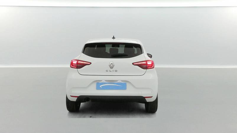 Vente en ligne Renault Clio 5 Clio TCe 90 au prix de 15 390 €