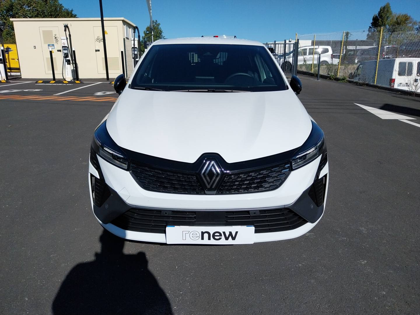 Vente en ligne Renault Clio 5 Clio TCe 90 au prix de 18 990 €