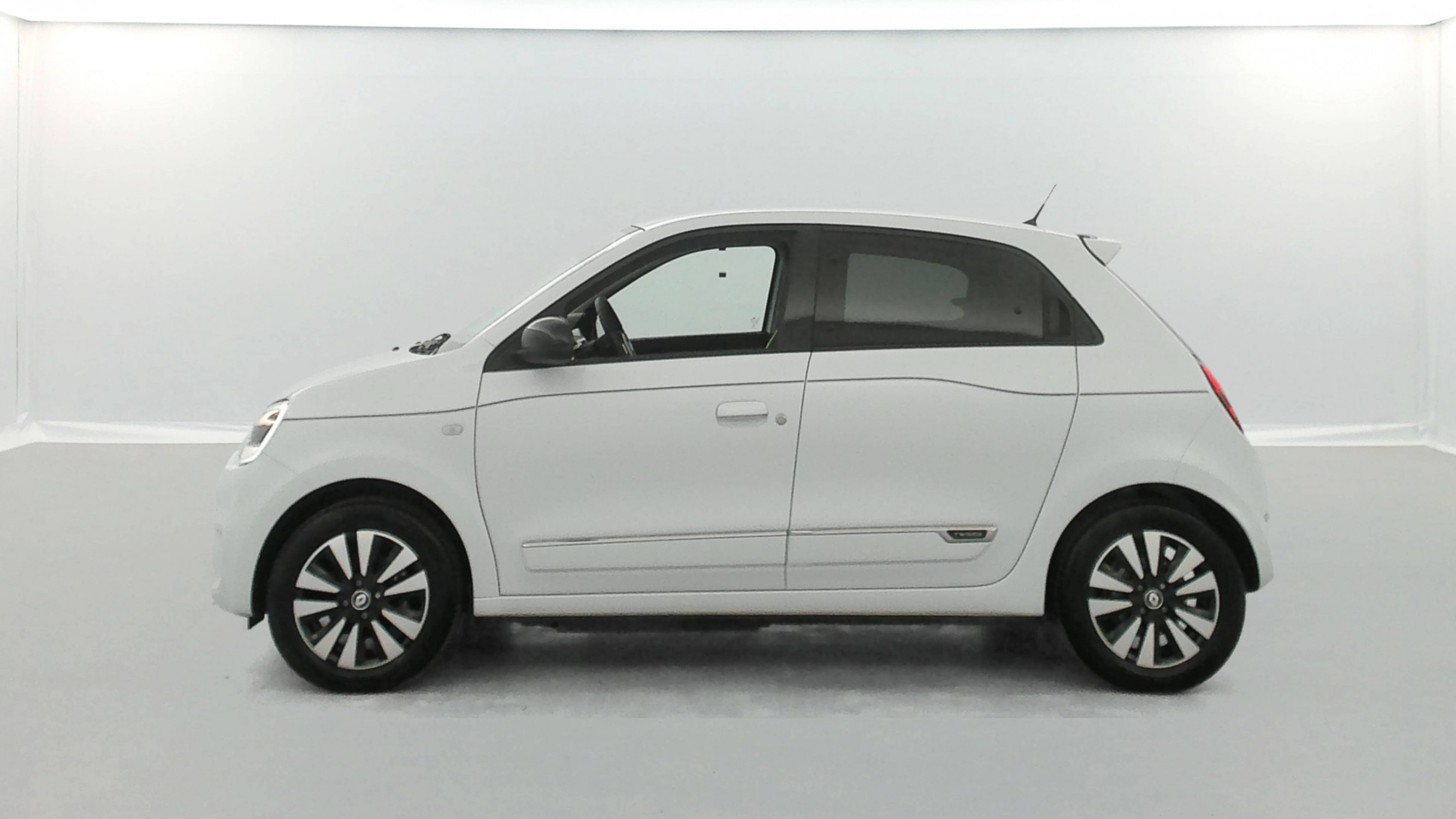Vente en ligne Renault Twingo Electrique Twingo III E-Tech au prix de 11 990 €