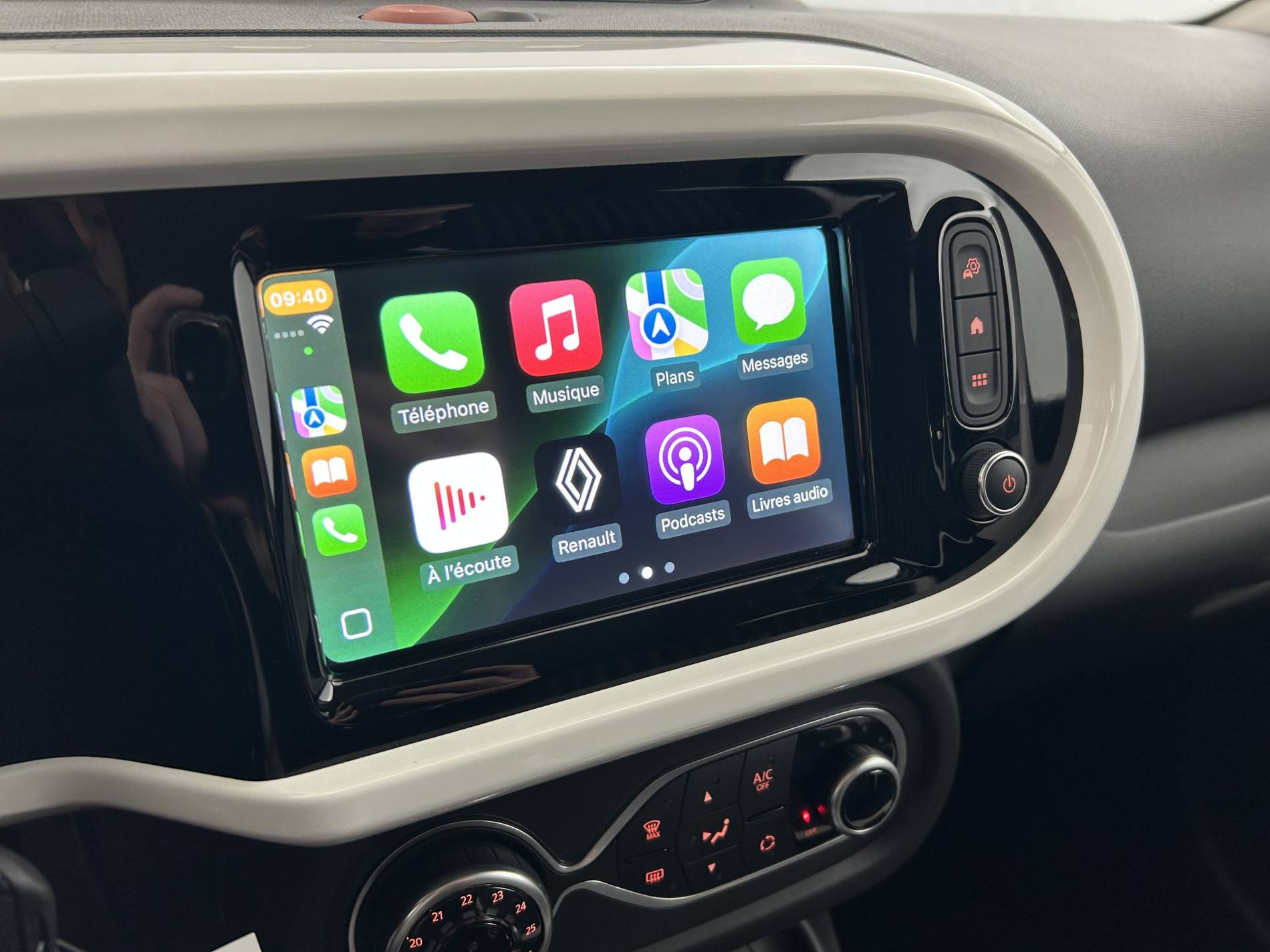 Vente en ligne Renault Twingo Electrique Twingo III E-Tech au prix de 11 990 €