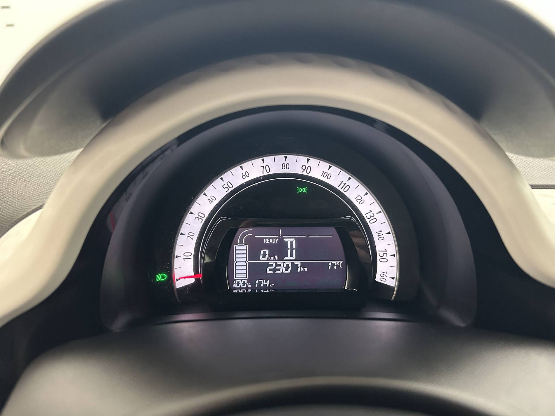 Vente en ligne Renault Twingo Electrique Twingo III E-Tech au prix de 13 490 €