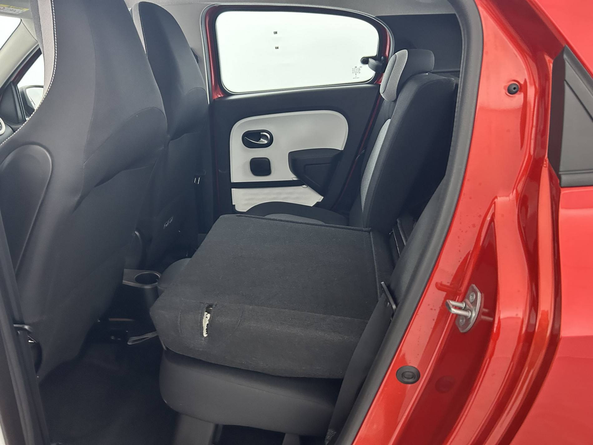 Vente en ligne Renault Twingo Electrique Twingo III E-Tech au prix de 13 490 €