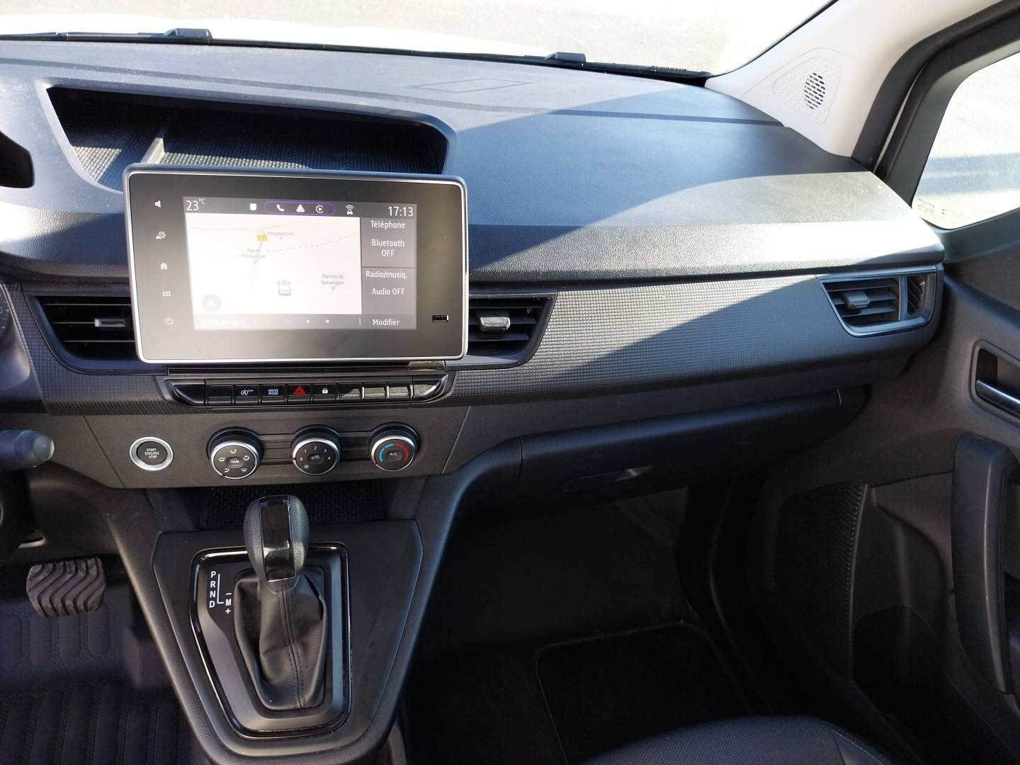 Vente en ligne Renault Kangoo Van  BLUE DCI 115 EDC au prix de 18 990 €