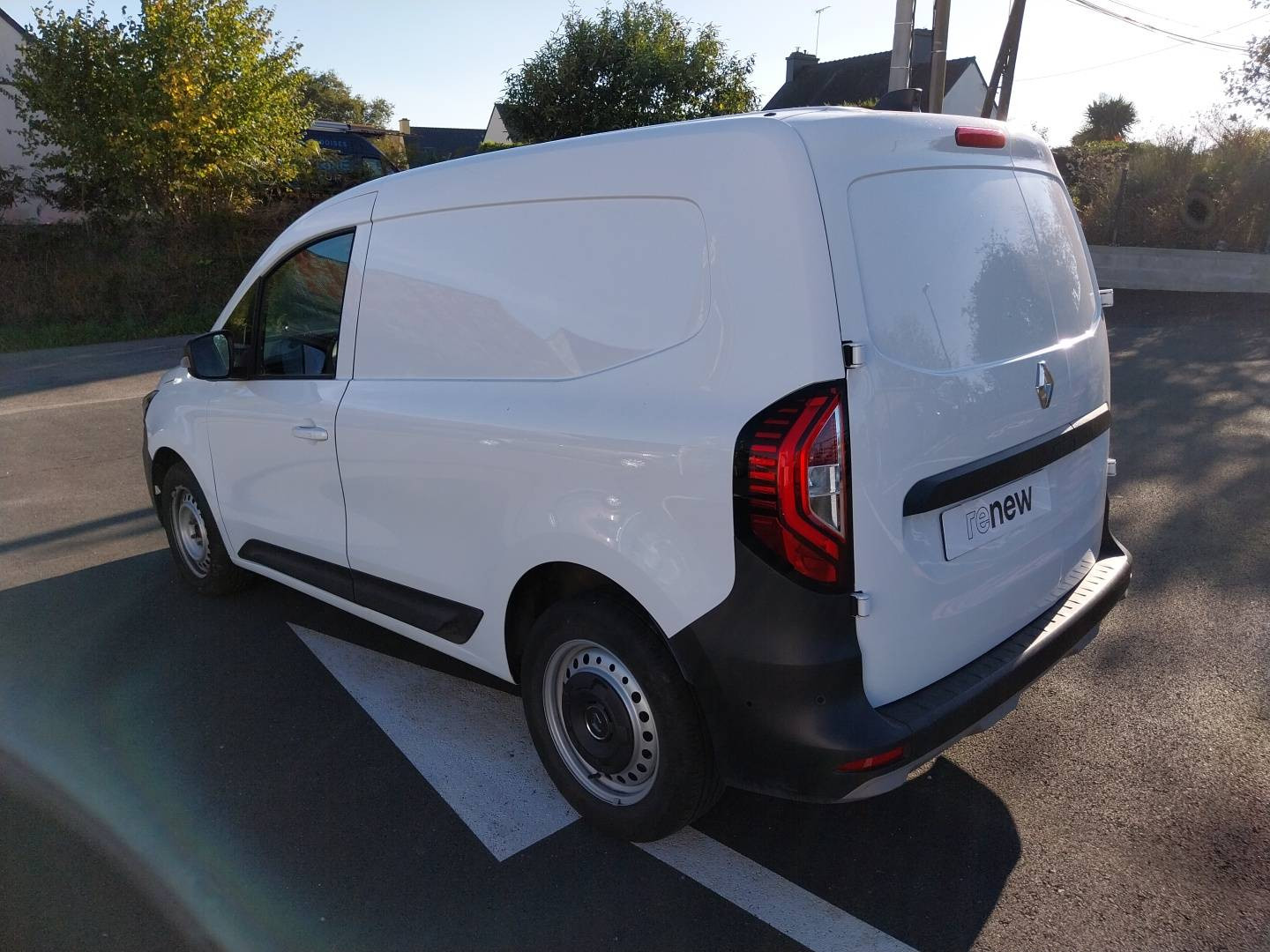 Vente en ligne Renault Kangoo Van  BLUE DCI 115 EDC au prix de 18 990 €