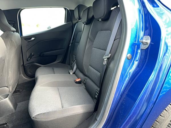 Vente en ligne Renault Clio 5 Clio TCe 90 au prix de 15 790 €