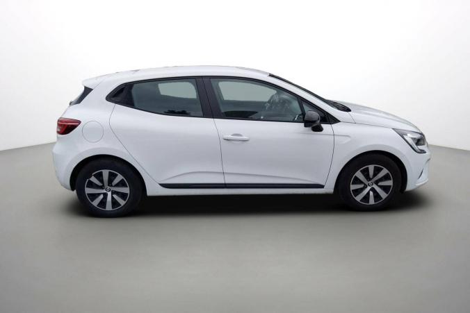 Vente en ligne Renault Clio 5 Clio E-Tech full hybrid 145 au prix de 18 790 €