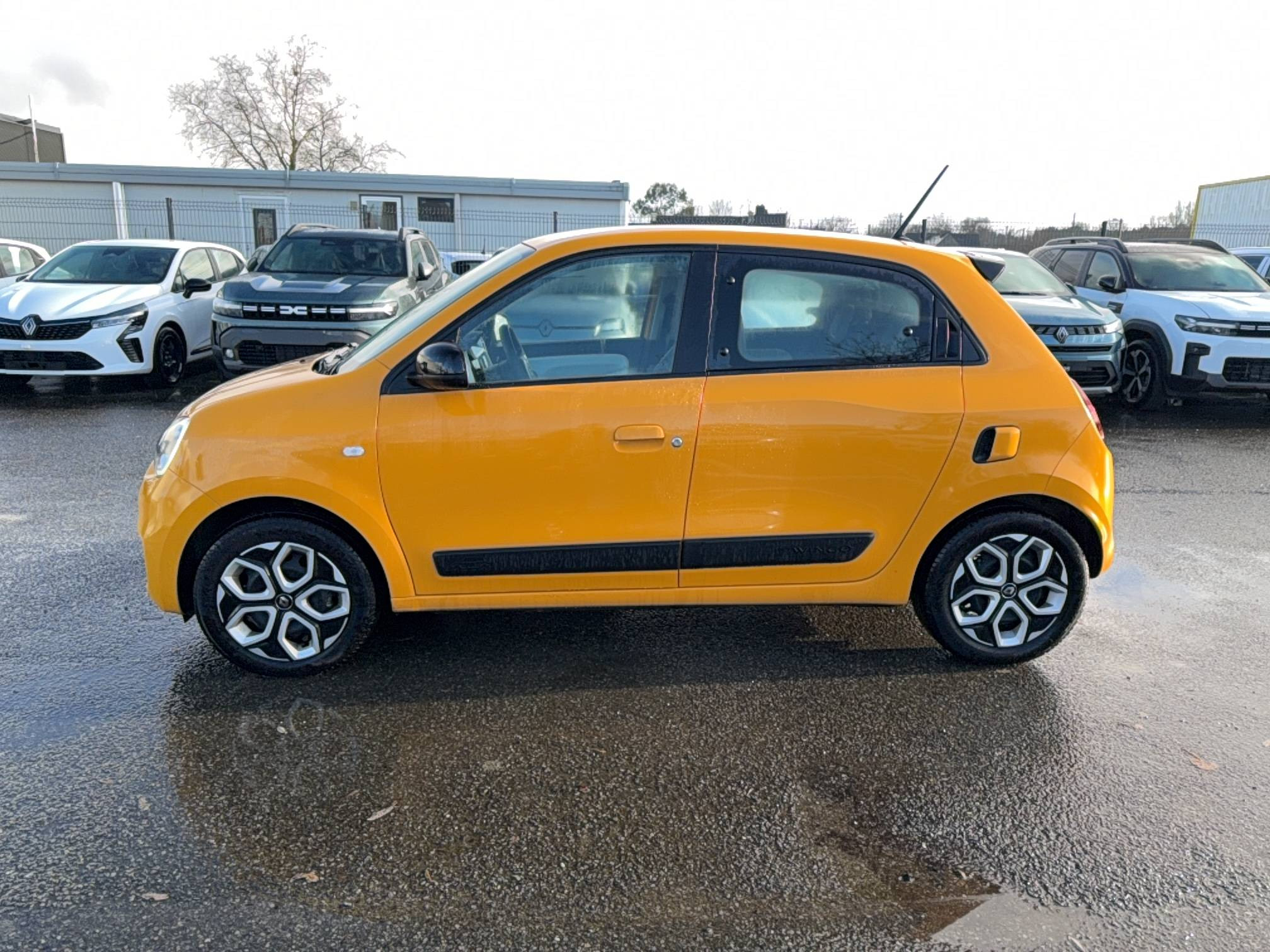 Vente en ligne Renault Twingo 3  SCe 65 au prix de 13 990 €