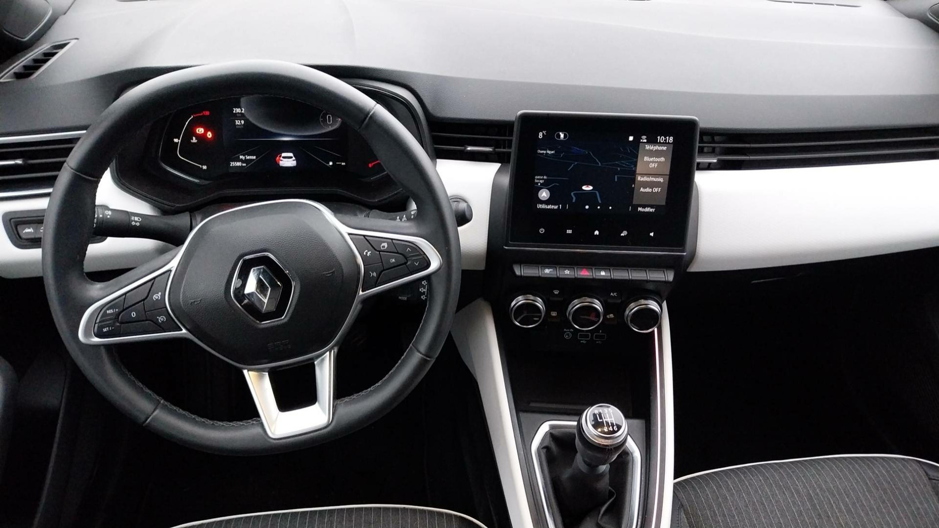 Vente en ligne Renault Clio 5 Clio TCe 90 au prix de 16 380 €