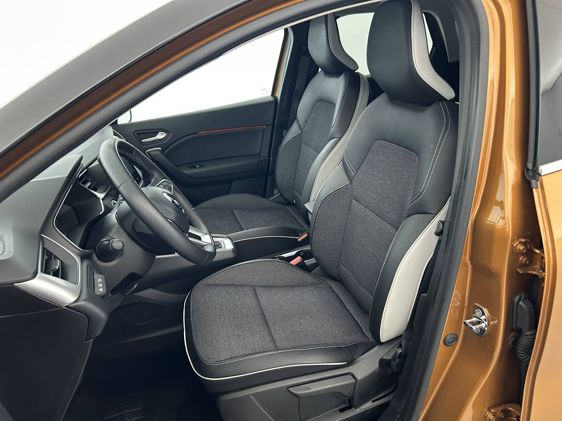 Vente en ligne Renault Captur  E-Tech 145 - 21 au prix de 18 990 €