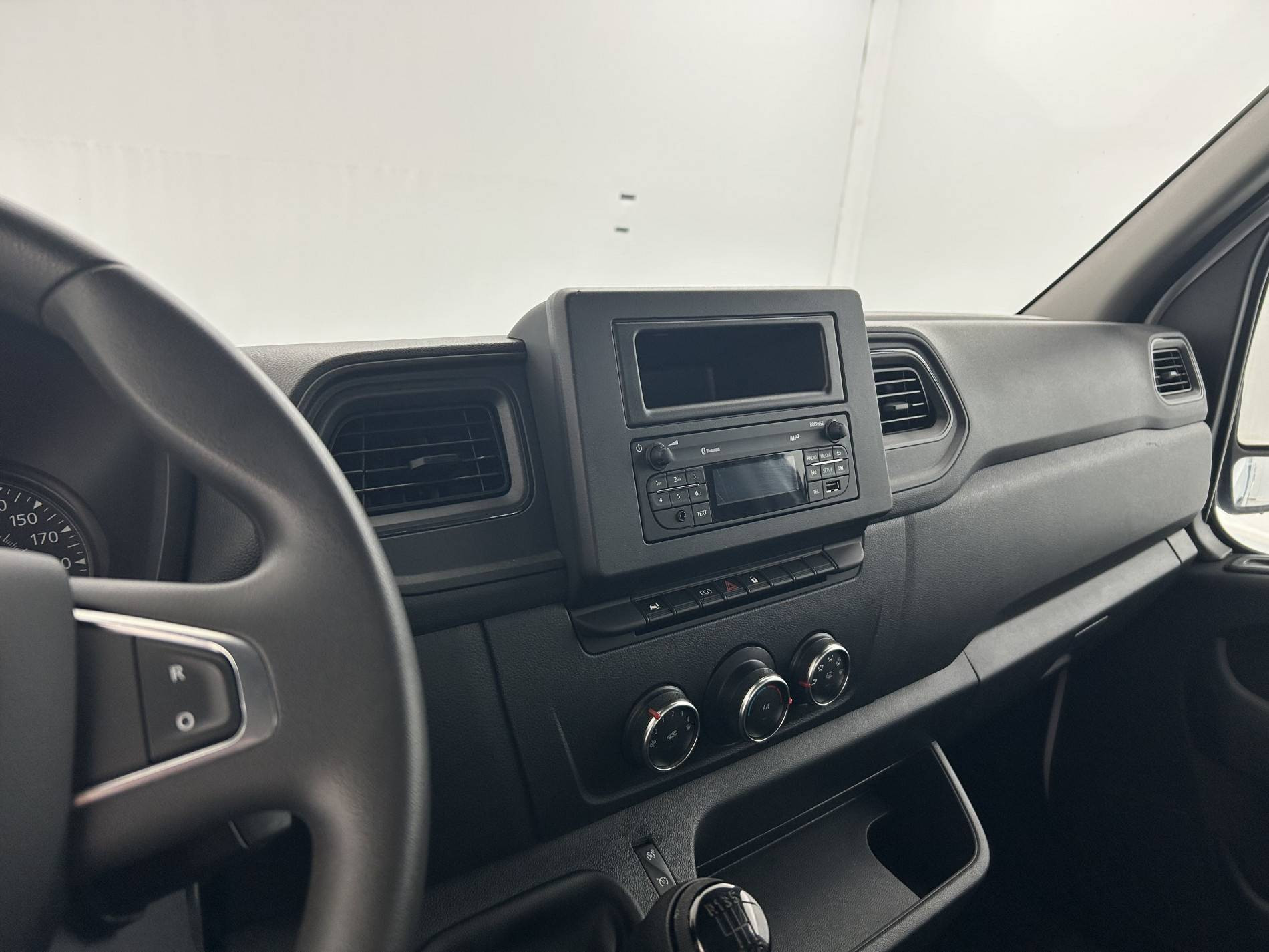 Vente en ligne Renault Master 3 Châssis Cabine MASTER CC PROP RJ3500 L2 PAFC BLUE DCI 130 EURO VI au prix de 33 990 €