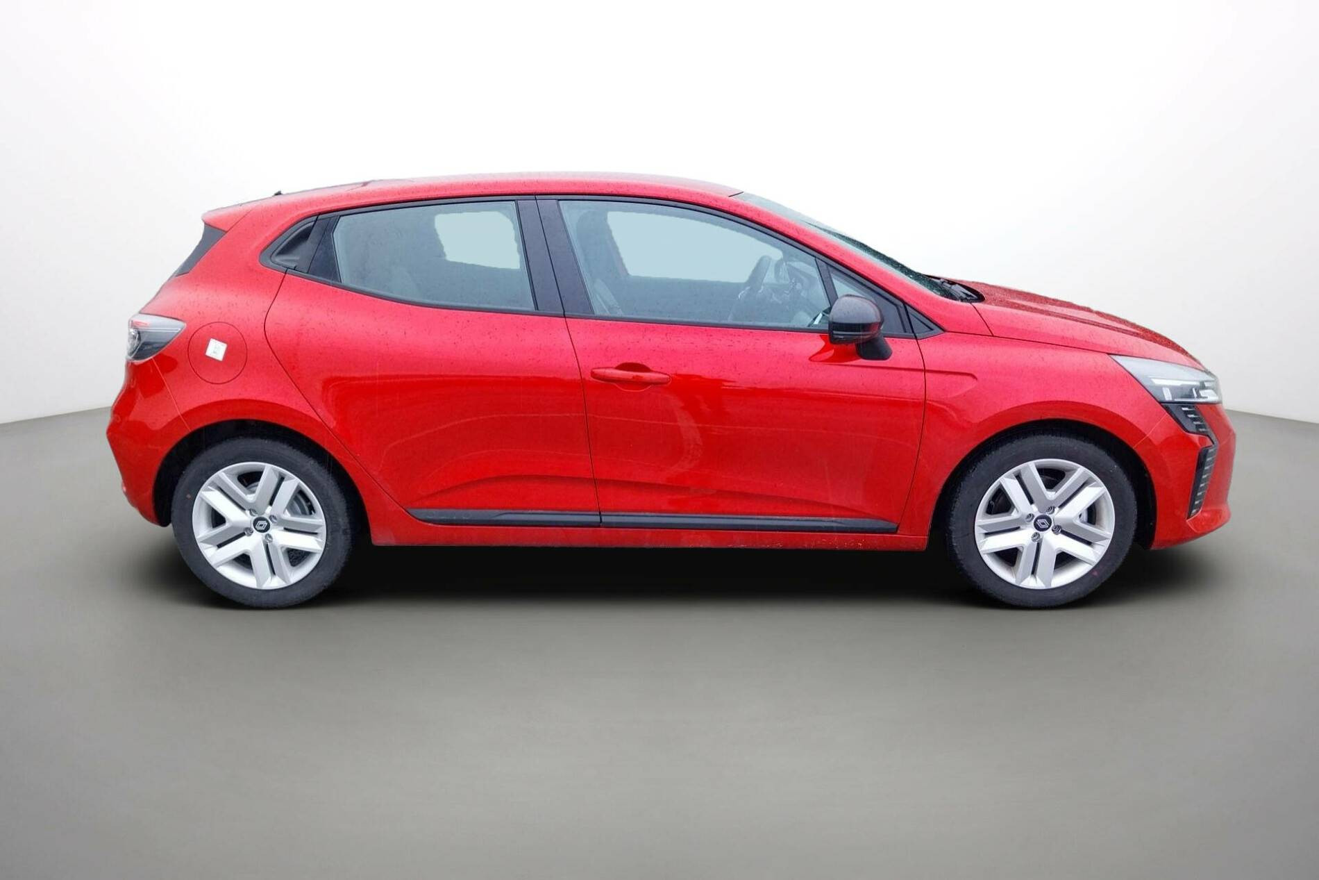 Vente en ligne Renault Clio 5 Clio E-Tech full hybrid 145 ch GSR2 au prix de 19 985 €