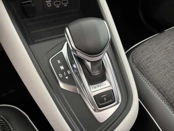 Vente en ligne Renault Captur  E-Tech Plug-in 160 au prix de 18 500 €
