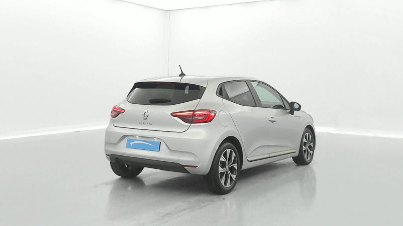 Vente en ligne Renault Clio 5 Clio TCe 90 au prix de 14 590 €