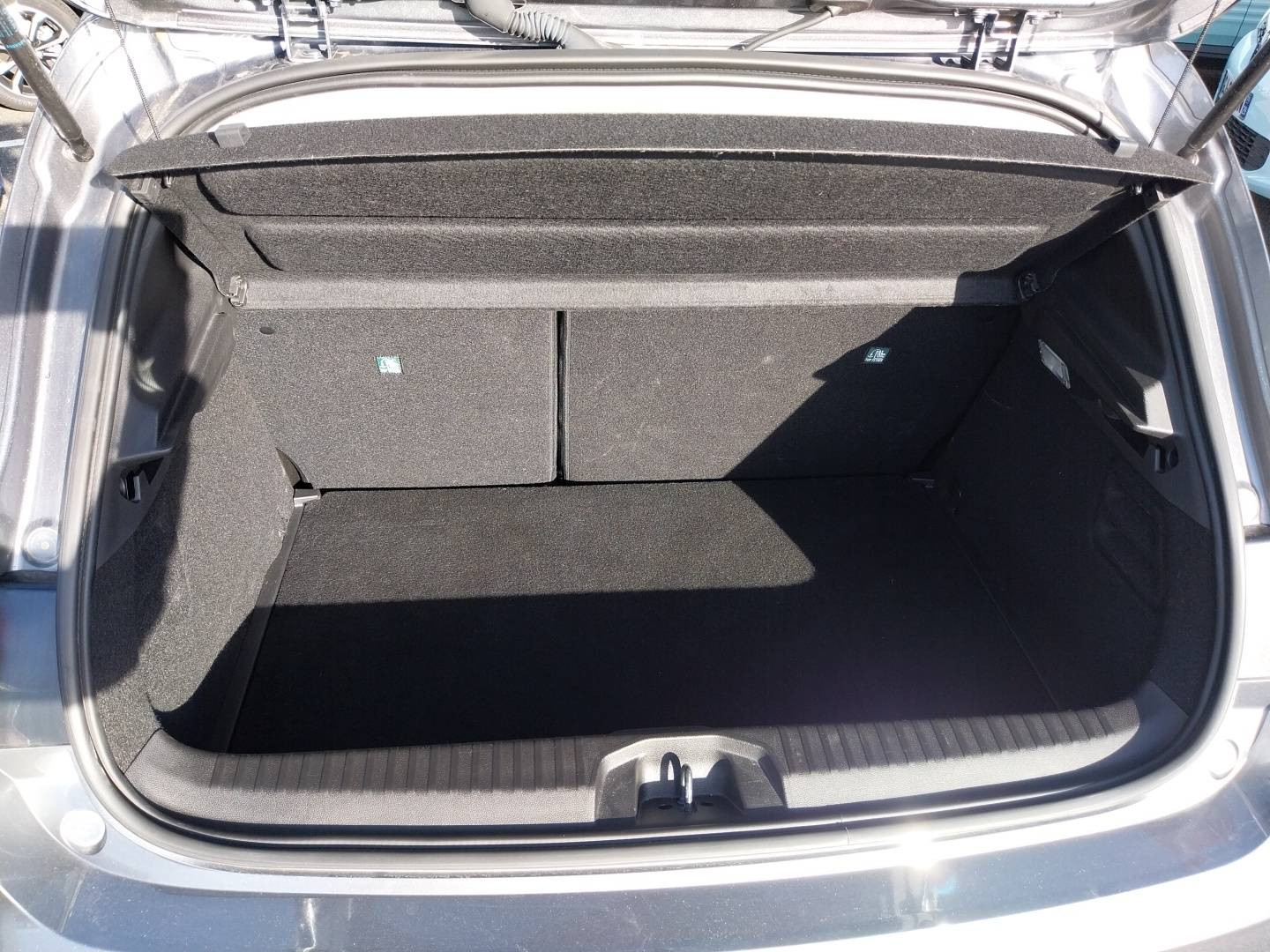 Vente en ligne Renault Clio 5 Clio TCe 90 au prix de 14 835 €