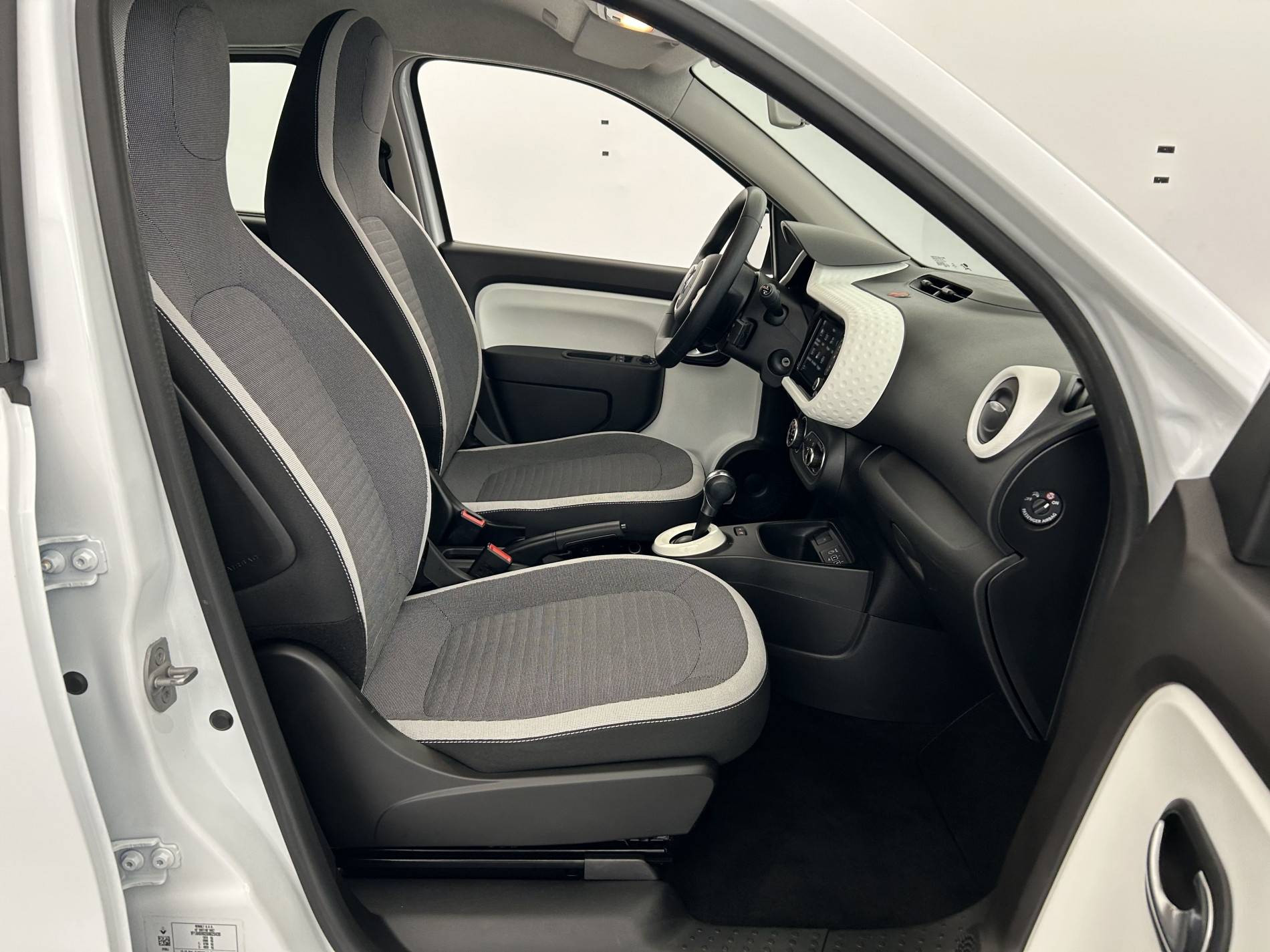 Vente en ligne Renault Twingo Electrique Twingo III Achat Intégral - 21 au prix de 9 990 €