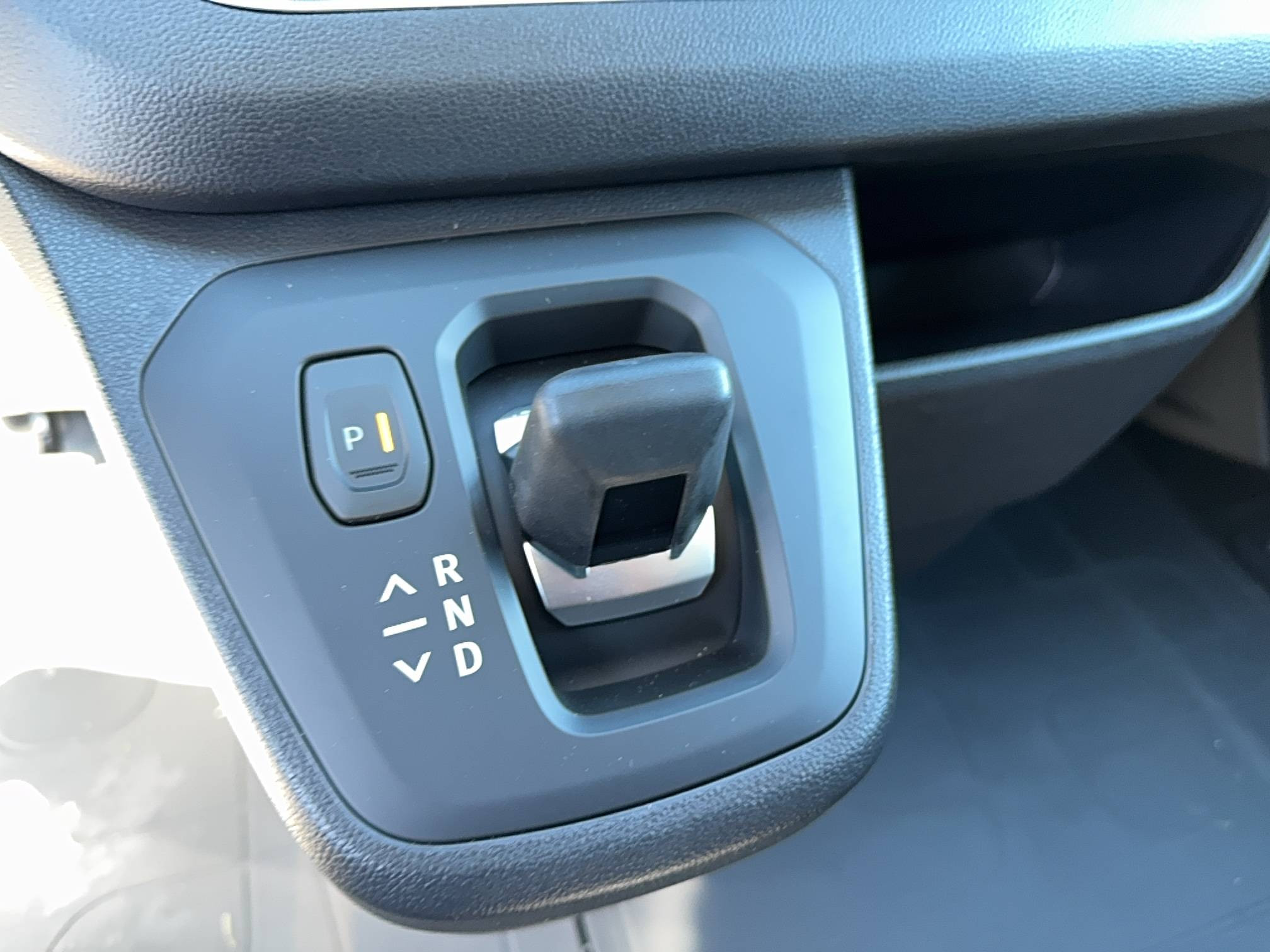 Vente en ligne Renault Trafic Cabine Approfondie TRAFIC CA BLUE DCI 170 L2H1 3T AUTO au prix de 42 990 €