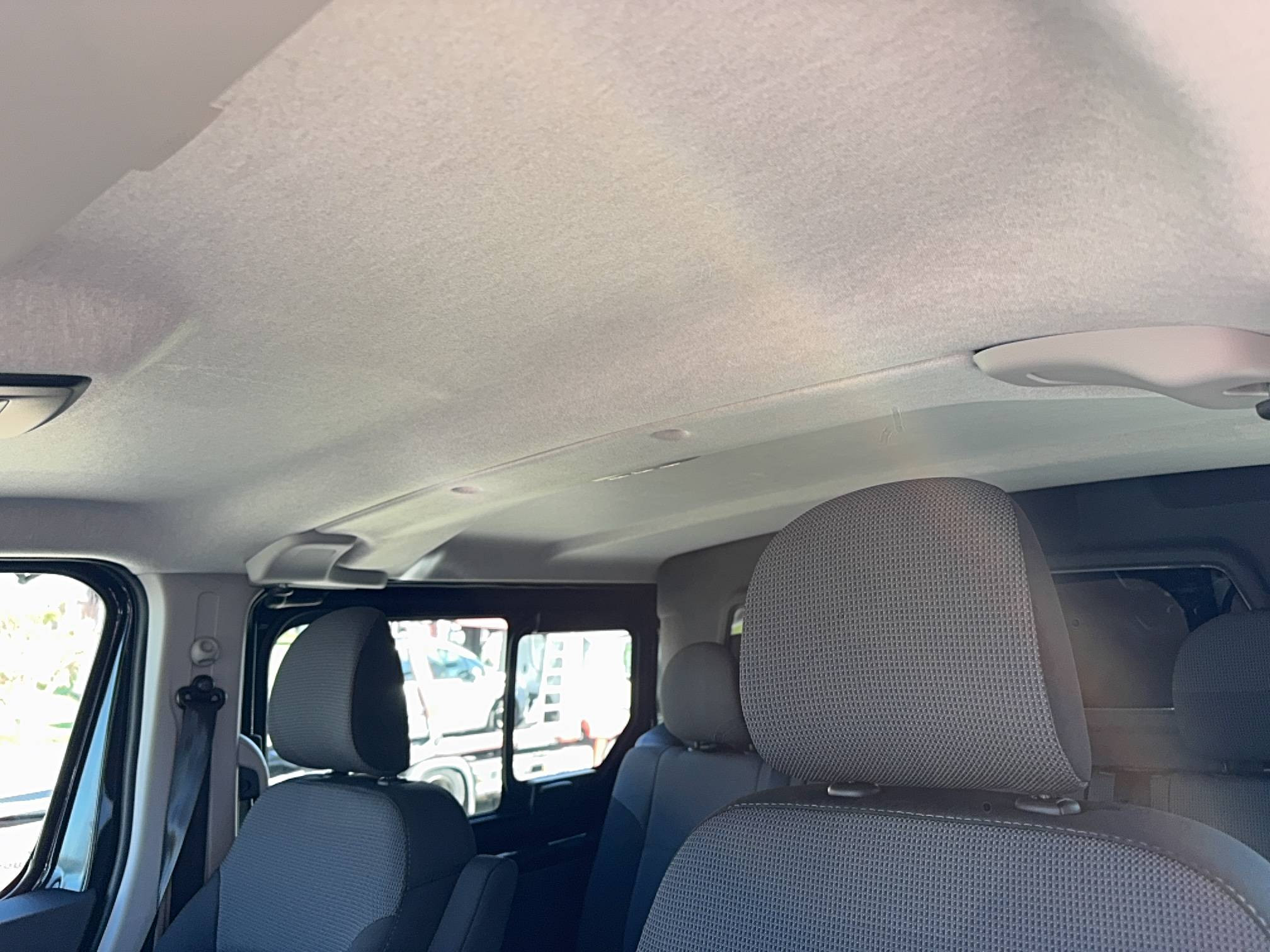 Vente en ligne Renault Trafic Cabine Approfondie TRAFIC CA BLUE DCI 170 L2H1 3T AUTO au prix de 42 990 €