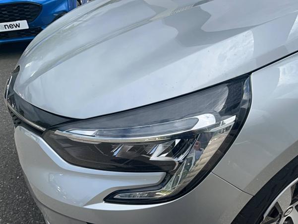 Vente en ligne Renault Clio 5 Clio TCe 90 au prix de 15 500 €