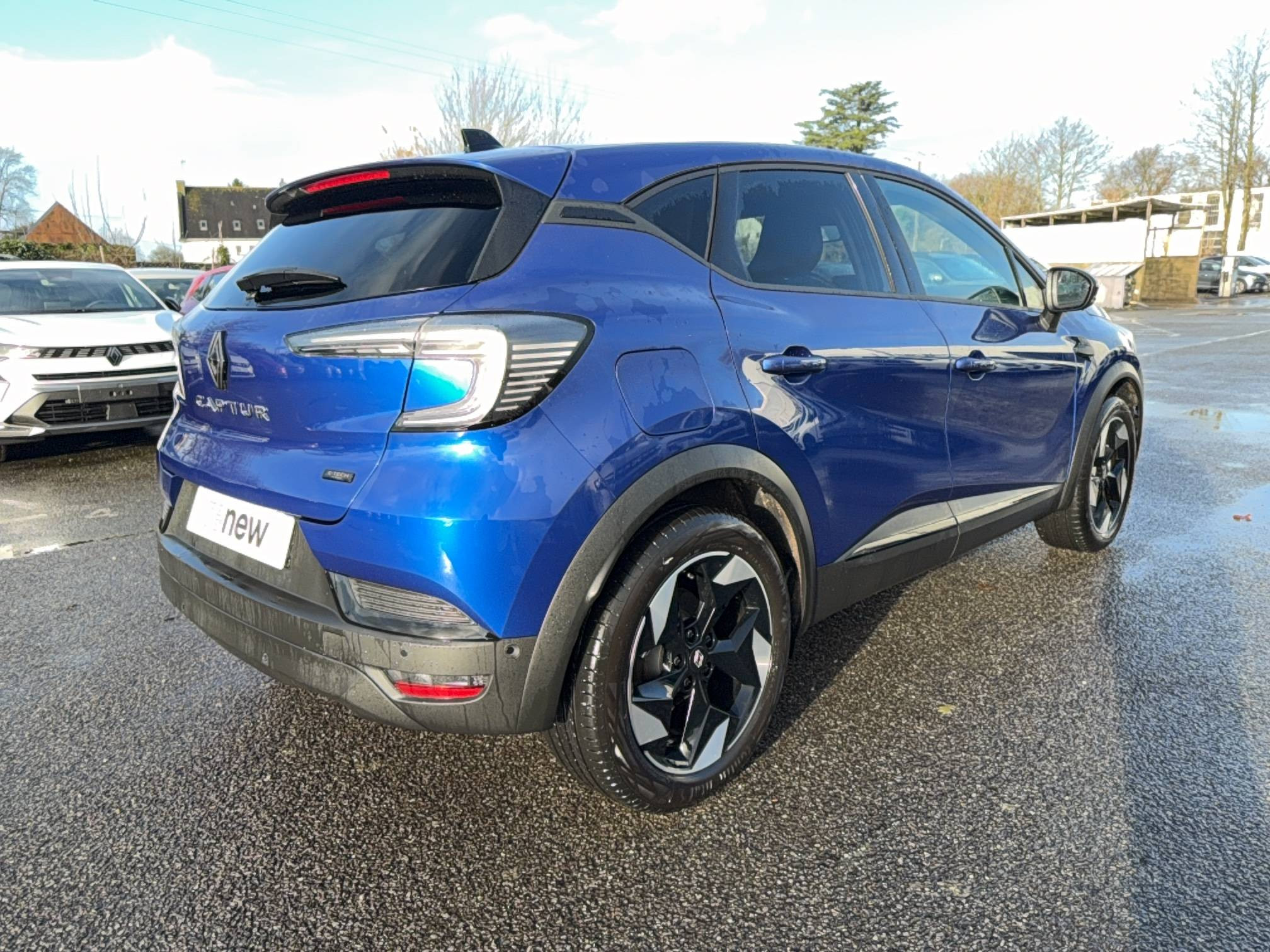 Vente en ligne Renault Captur  E-Tech full hybrid 160 ch au prix de 29 780 €