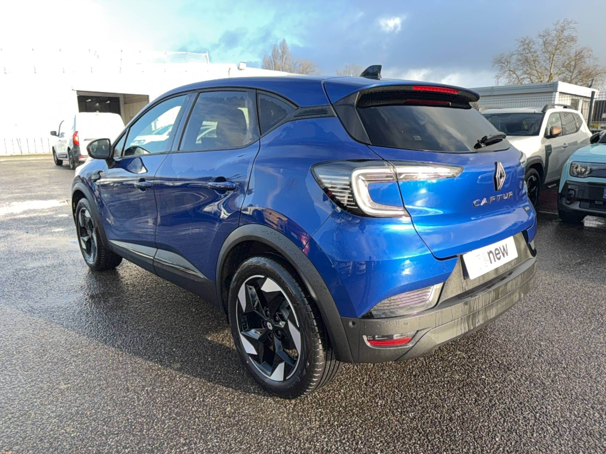 Vente en ligne Renault Captur  E-Tech full hybrid 160 ch au prix de 29 780 €