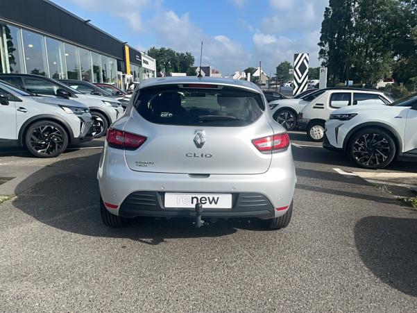 Vente en ligne Renault Clio 4 Clio dCi 90 E6C EDC au prix de 10 490 €