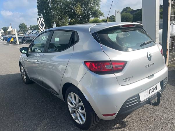 Vente en ligne Renault Clio 4 Clio dCi 90 E6C EDC au prix de 10 490 €