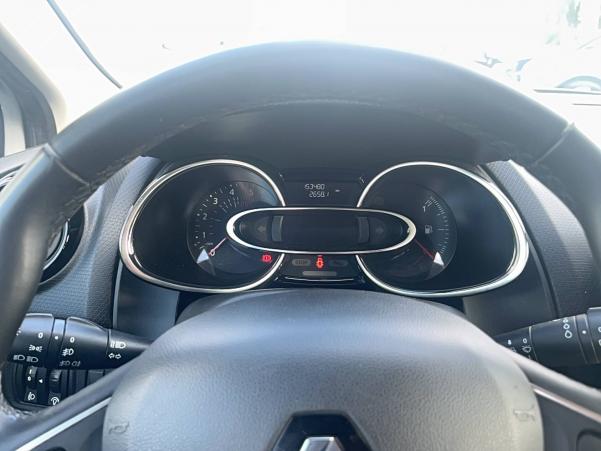 Vente en ligne Renault Clio 4 Clio dCi 90 E6C EDC au prix de 10 490 €
