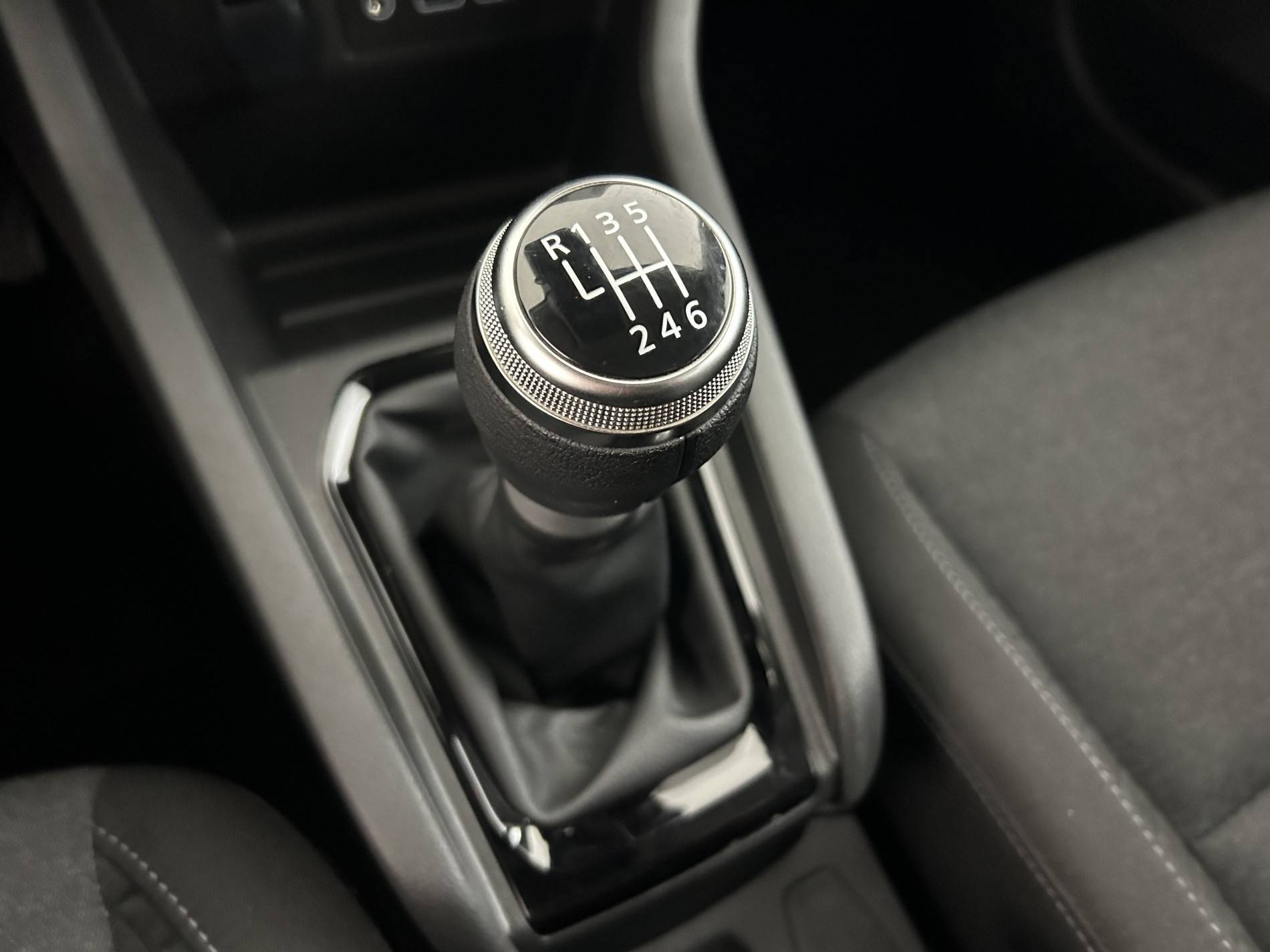 Vente en ligne Renault Clio 5 Clio TCe 90 au prix de 14 620 €