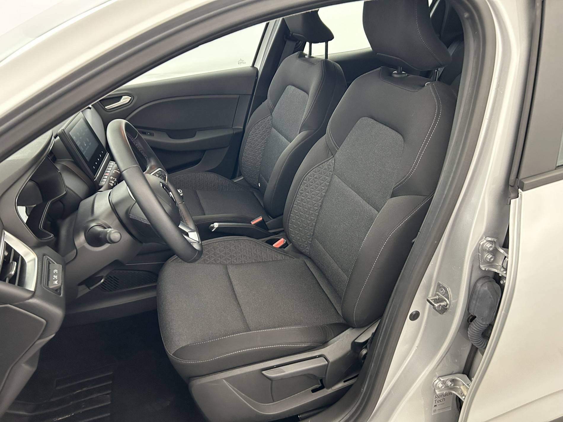 Vente en ligne Renault Clio 5 Clio TCe 90 au prix de 14 620 €